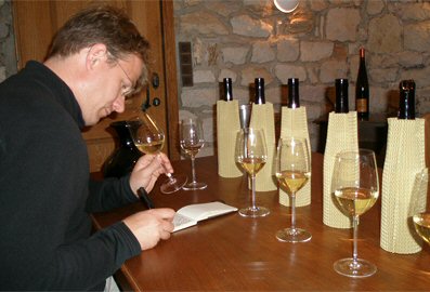 Tom Pedersen tester vine