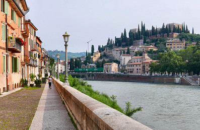 Ved floden Adige