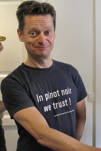 Niels B. Nielsen med Pinot Noir fan t-shirt